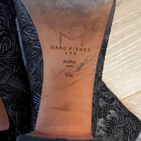 Marc Fisher LTD Grazi Flocked Ankle Booties - 9M - Picture 3 of 6